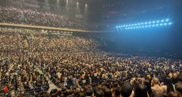 Concert crowd Tokyo