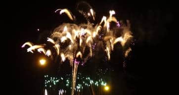 Makuhari Beach Fireworks Festa