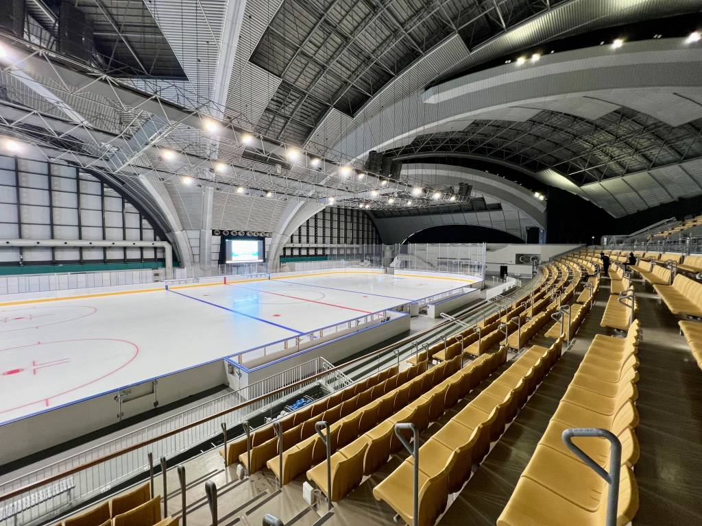 new Tatsumi Ice Arena near Toyosu