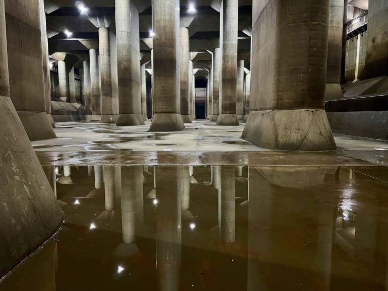 Reflection of pillars in "underground shrine", G-Cans drain in Saitama