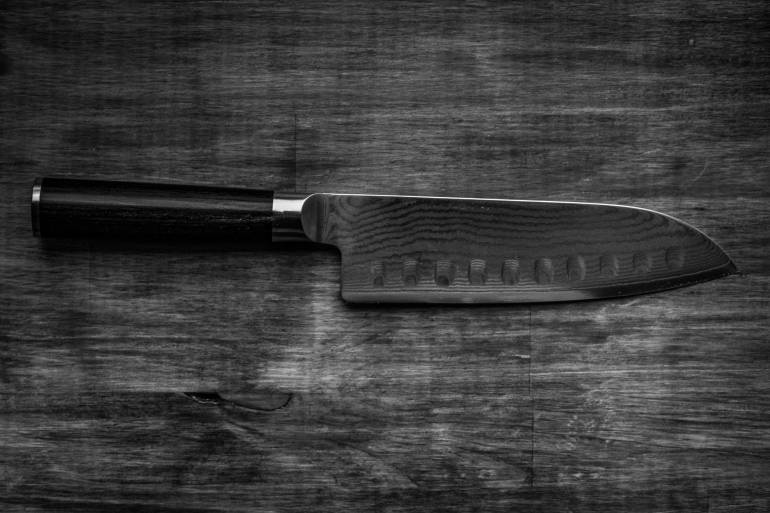 Santokue knife blade patterning