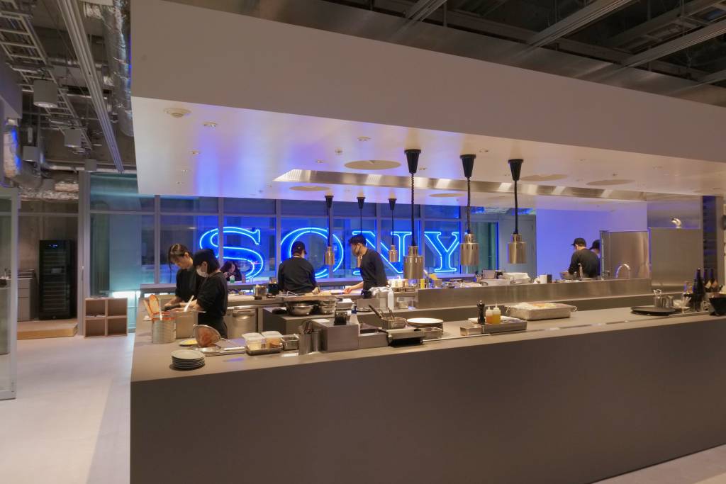 Inside of 1/2 (Nibun no Ichi)