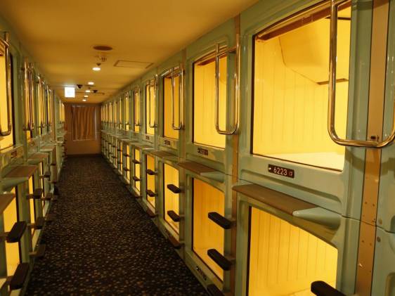 Shinjuku Kuyakushomae Capsule Hotel